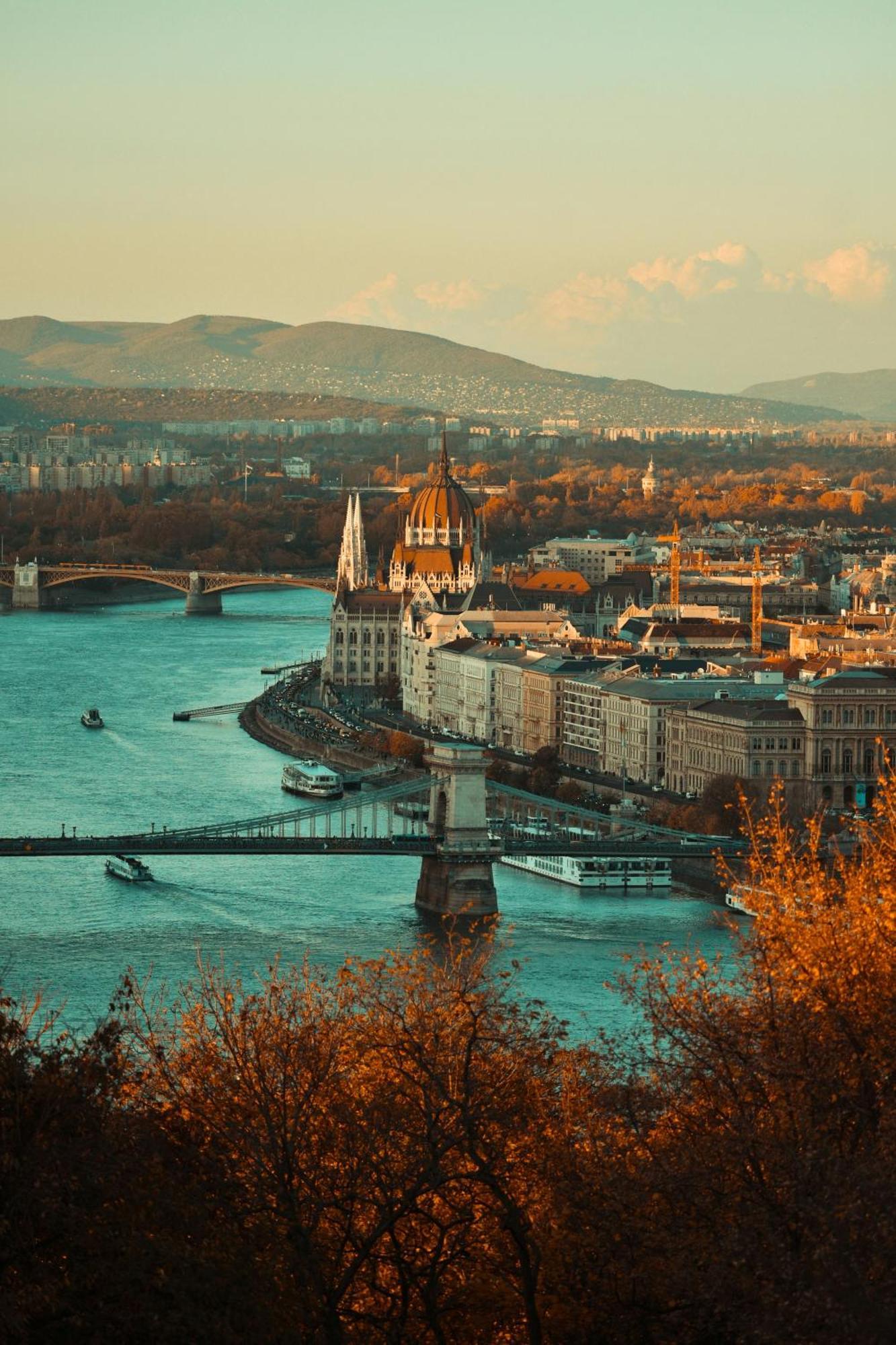 S11 - Stylish Prime,location, By Bqa * Budapeszt